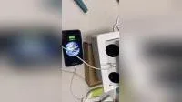 卓上ワイヤレス充電器用ポップアップソケット